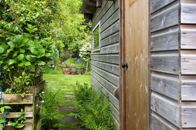 Studio/Garden