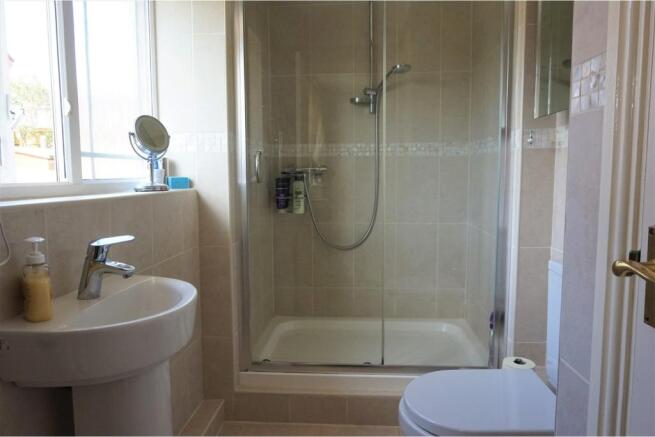 Master En-suite