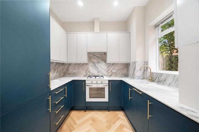 Cricklewood Lane, Willesden Green, NW2 photo 3