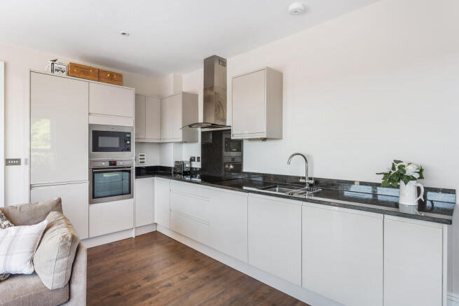 Kitchen 1.jpg