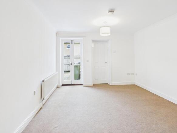 CAM03259G0-PR0266-STILL005