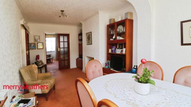 3 bed Semi-Detached for sale Image 6
