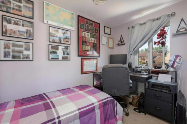 3 bed Semi-Detached for sale Image 9