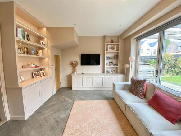 Dalgleighs Cres-2.jpg