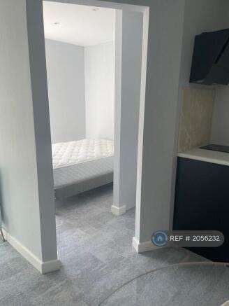 1 bed Penthouse to rent Image 2