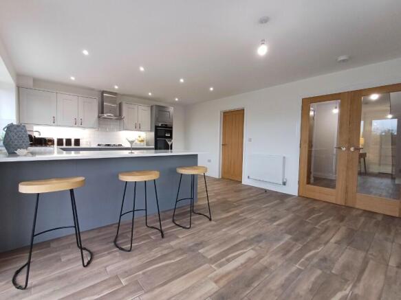 Dining Kitchen Farnborough.jpeg