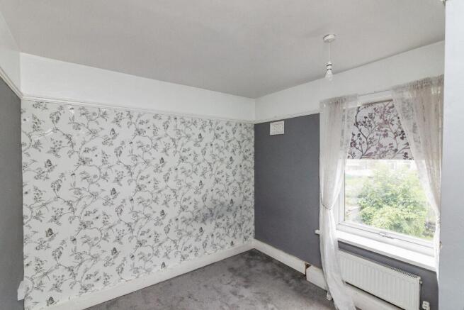 3 bed Semi-Detached to rent Image 5
