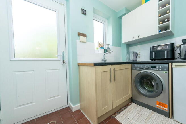4 bed Detached for sale Image 6