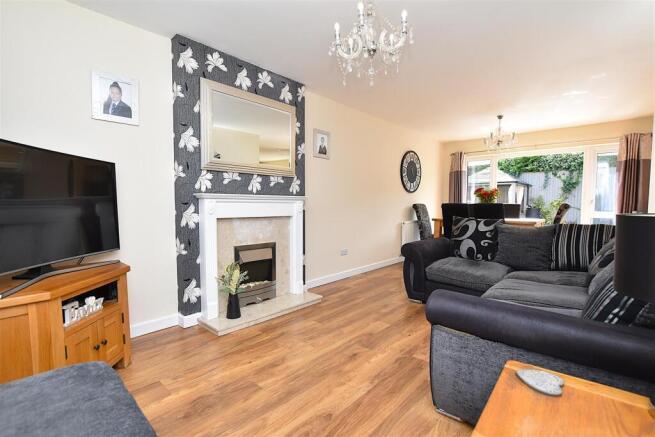 Mendip Close, Gwersyllt, Wrexham photo 4