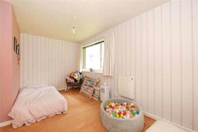 2 bed Flat for sale Image 8