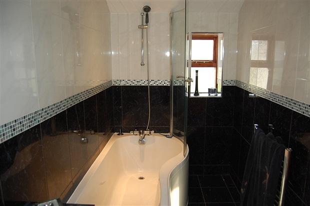 en suite bathroom view 1