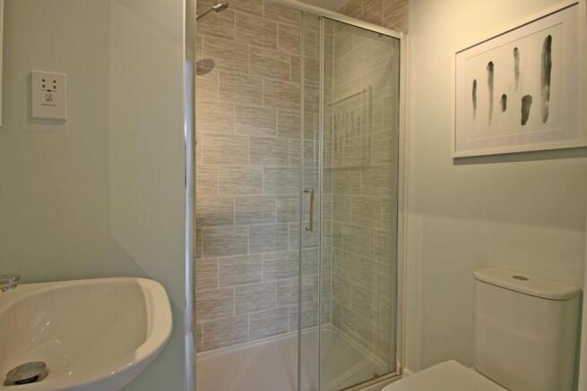 16 Heathcote Road En