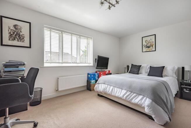 Guest bedroom