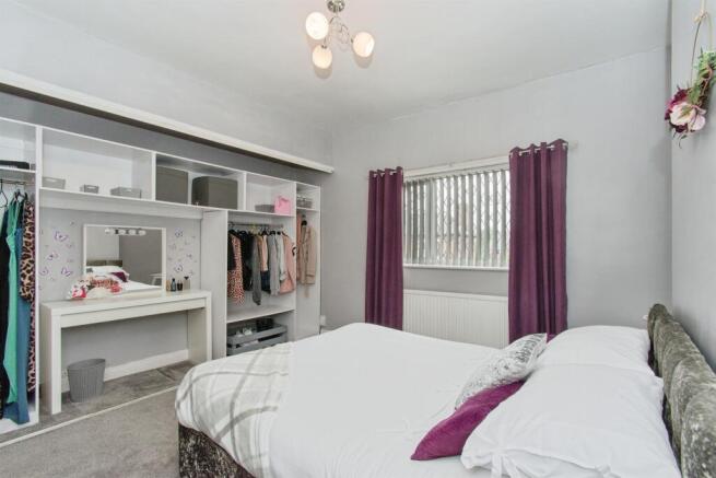 3 bed Terraced for sale Image 10