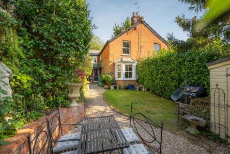 Exchange Road, Sunninghill