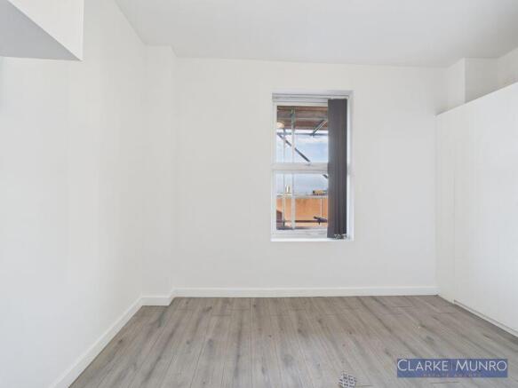 2 bed Flat to rent Image 7