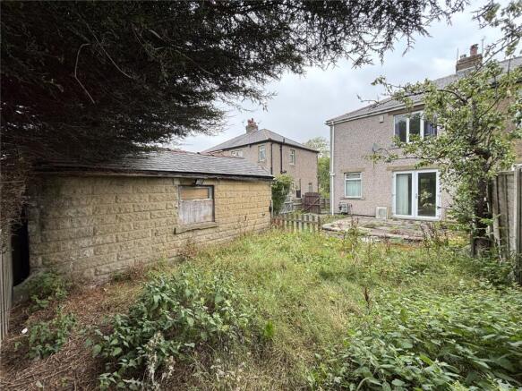 3 bed Semi-Detached for sale Image 11