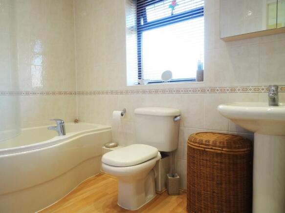 Photo 11