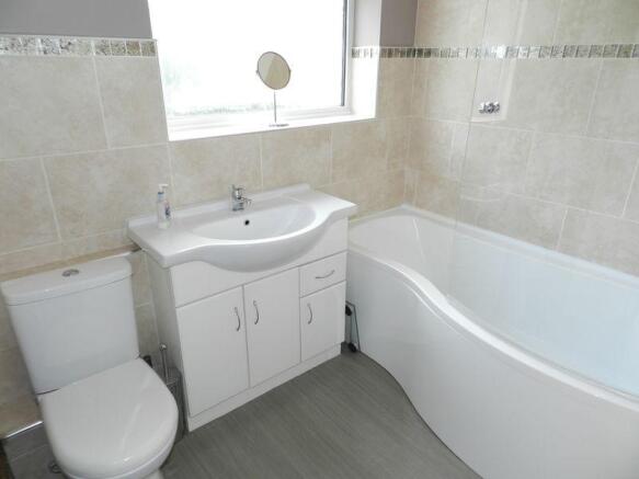 Family Bathroom 