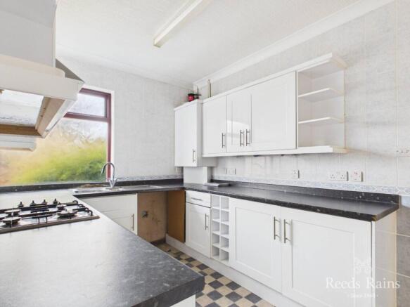 3 bed Bungalow for sale Image 7