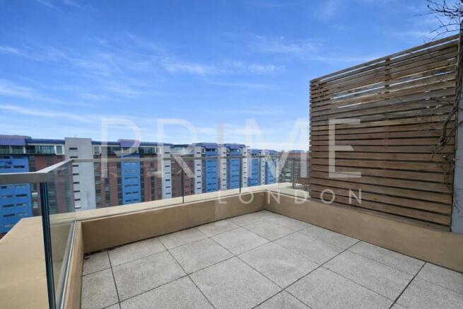 TERRACE3.jpg