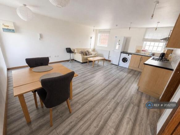 Open Plan Living Room & Kitchen (2)