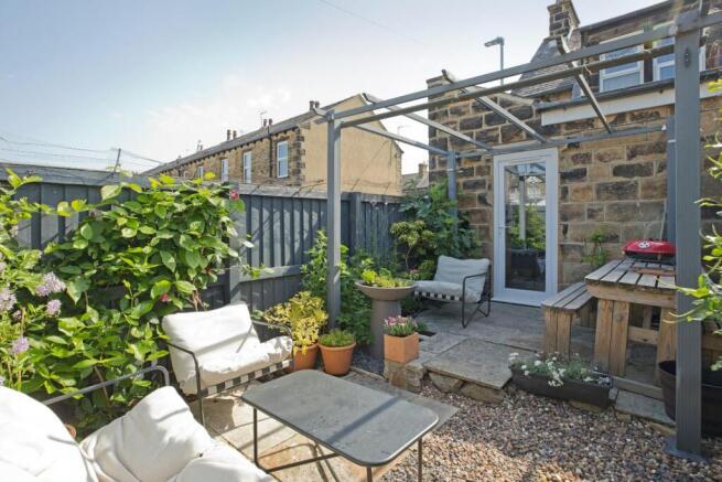 Fenton Street, Burley in Wharfdale photo 4