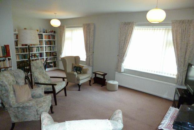 L Shaped Lounge with