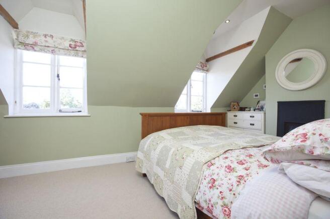 Photo 11