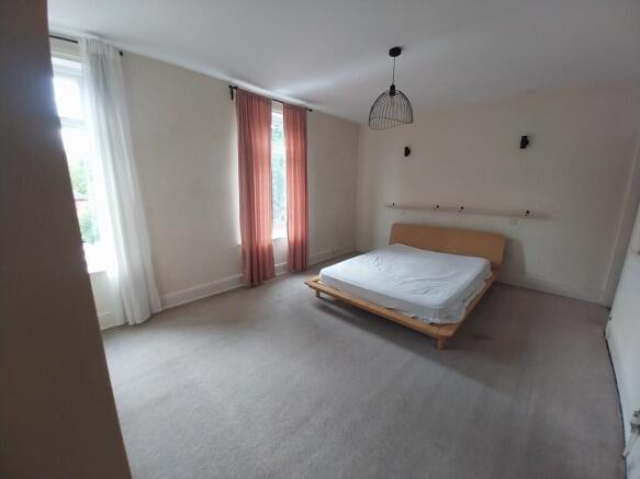 3 bed End of Terrace to rent Image 6