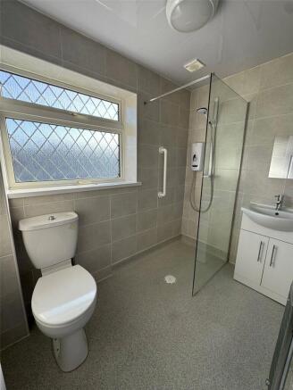 Upstairs Bathroom