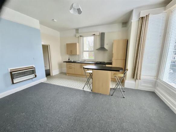 Not Specified to rent Image 5