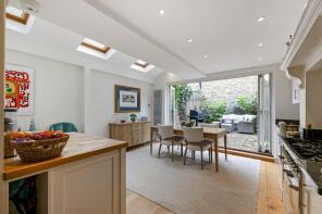 122, Hurlingham Road, London SW6 3NF