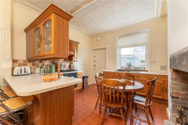 3 bed Terraced for sale Image 11