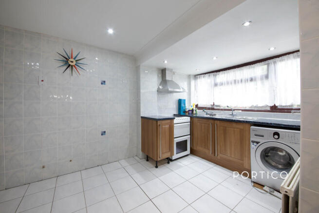 Kitchen 1