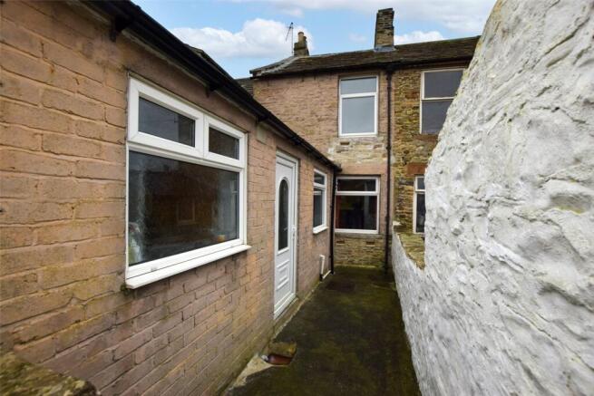 2 bed Terraced for sale Image 8