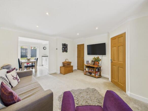 CAM04092G0-PR0085...