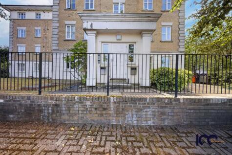 Monkwood Close, Romford, RM1