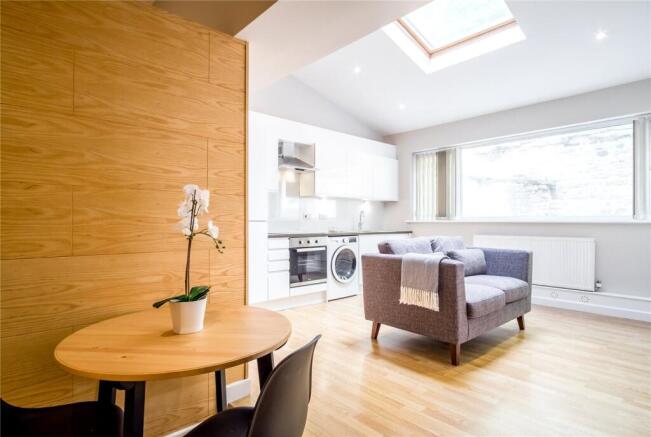 1 bed Apartment to rent Image 11