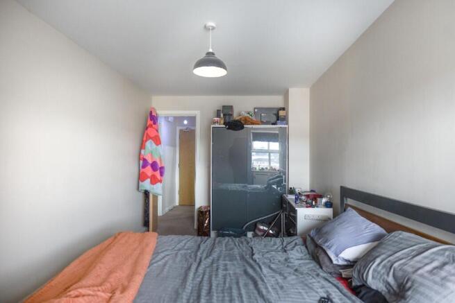 1 bed Flat for sale Image 8