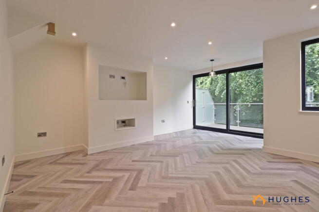 4 bed Town House for sale Image 7