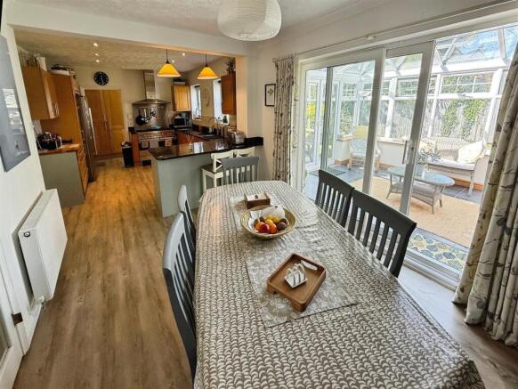 Dining Kitchen