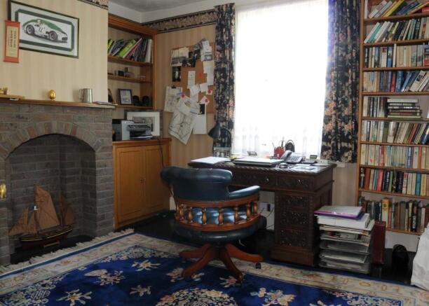 Photo 3