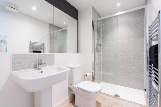 En-suite for Master Bedroom