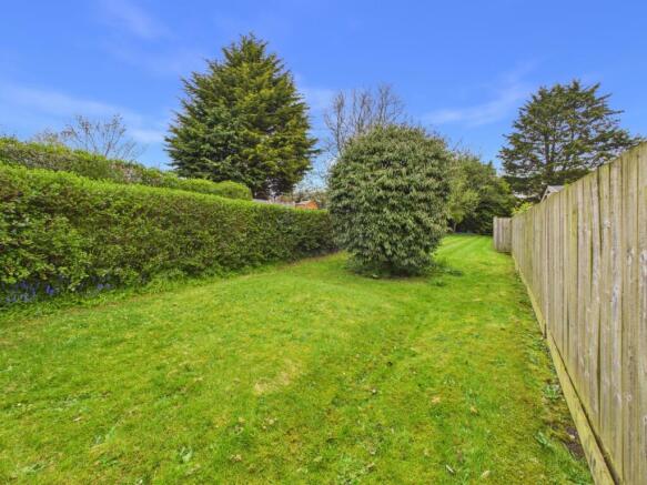 2 bed Terraced for sale Image 12