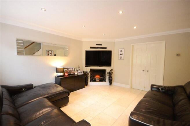 Lounge A