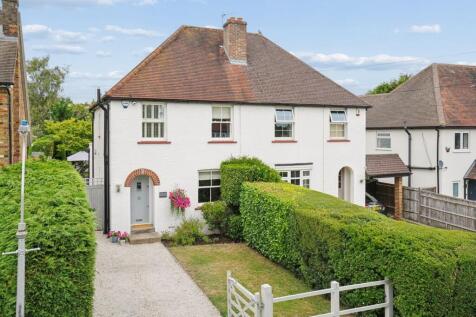 Eleanor Road, Chalfont St Peter, Gerrards Cross, SL9