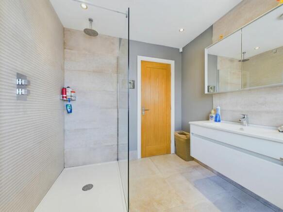 En suite