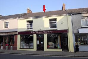 Flat Above, 20, Queen Street, Lostwithiel PL22 0AD