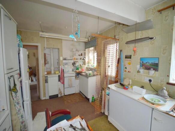 Kitchen / Breakfast Room